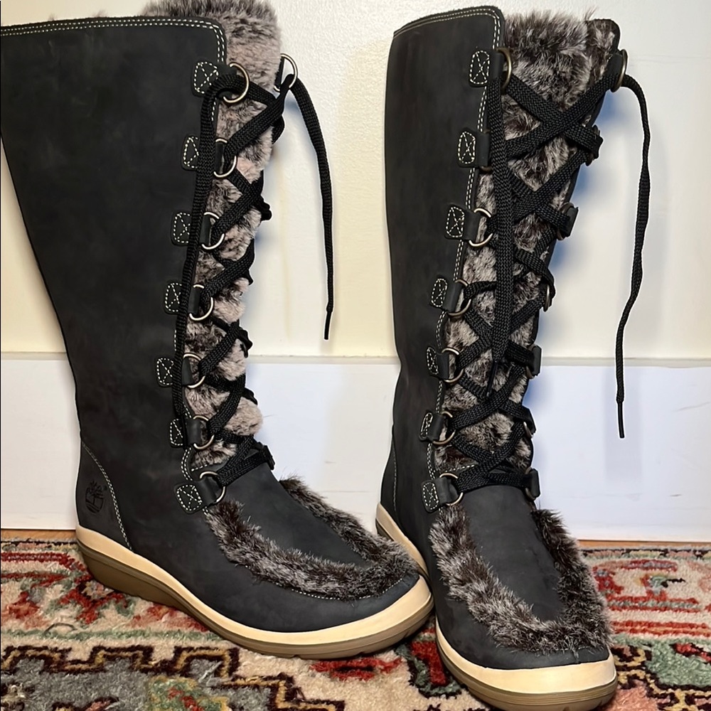 Women's Black Fur-Lined Boots